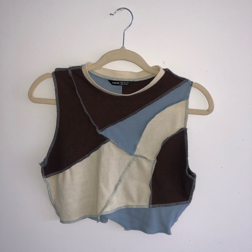 SHEIN Cropped Tank Top